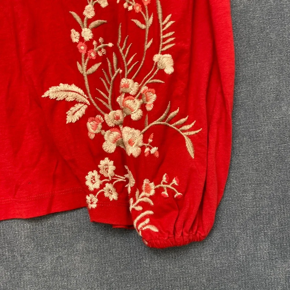 Johnny Was Ellia Top Womens Small Red Puff Sleeve Embroidered Floral Round Neck